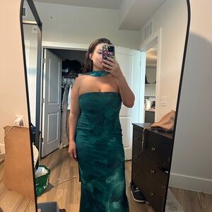 Elegant Green Strapless Dress